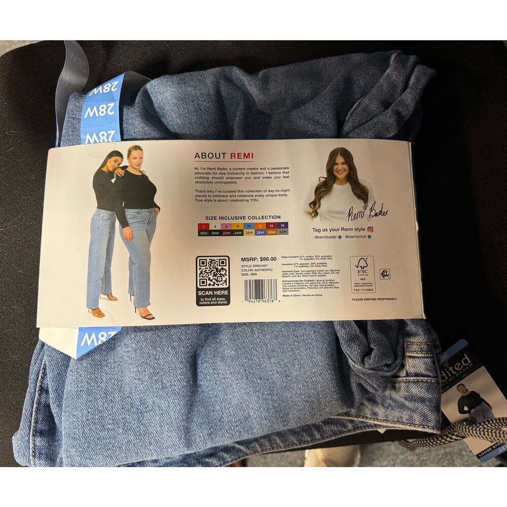 NWT Ladies Plus edited by Remi Bader Loose Straight Jeans - 28W - Picture 2 of 2